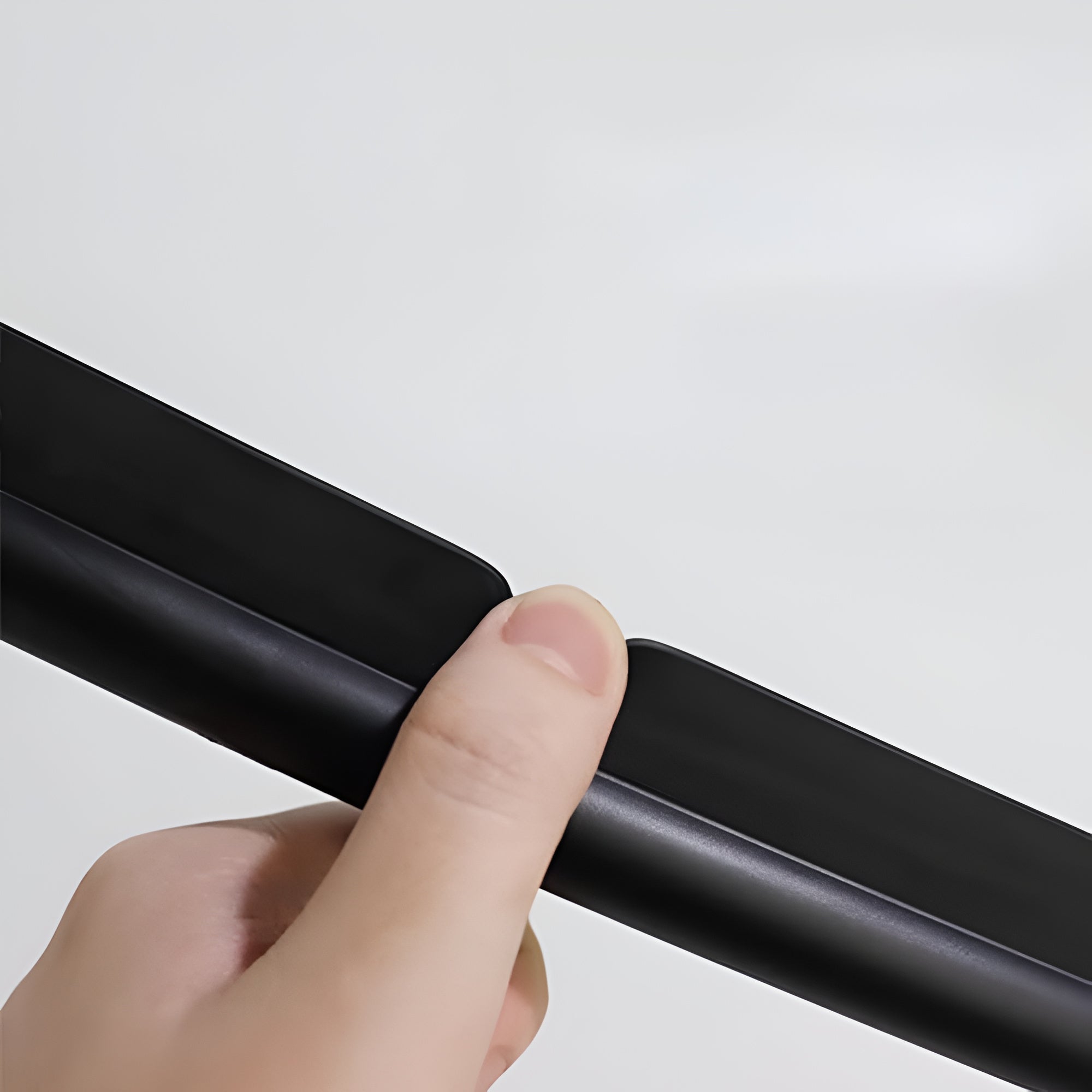 AquaLume Elegant Silicone Squeegee – For a Spotless, Modern Bathroom - All Around Casa