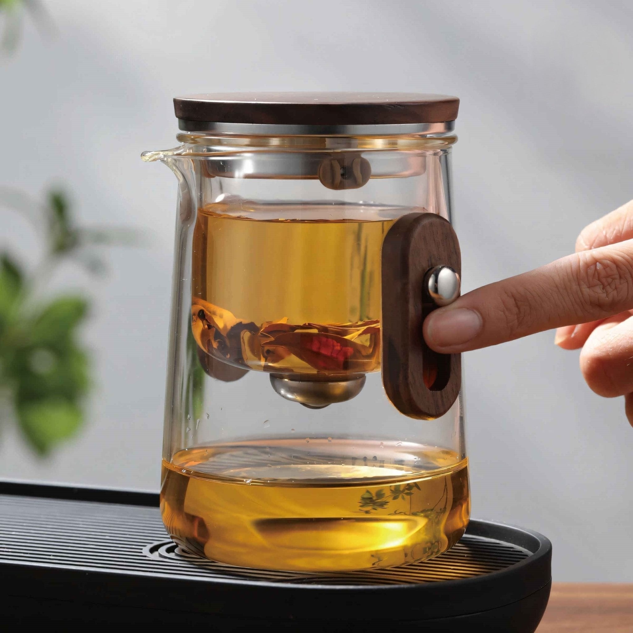 AuroraBrew Elegant Glass Travel Tea Set for Refined Moments Anywhere - All Around Casa