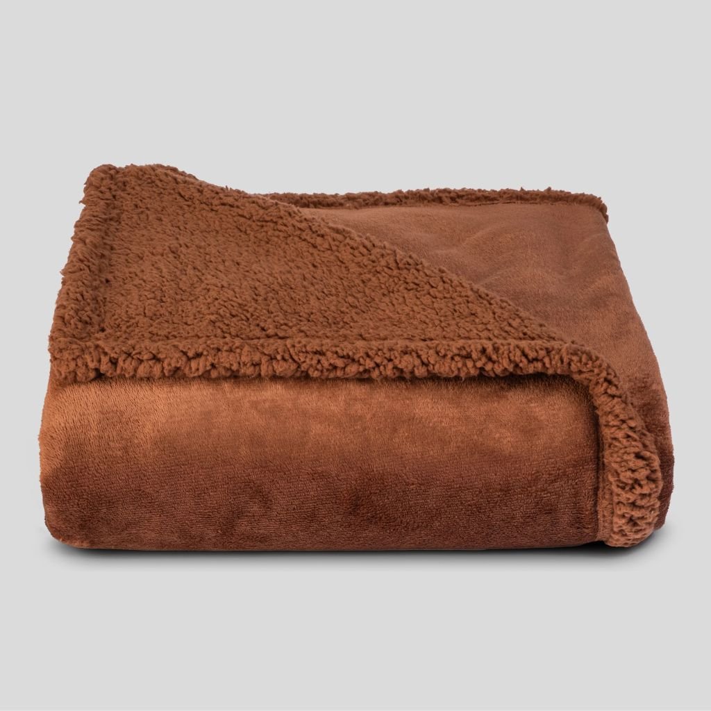 CozyHaven Luxe Waterproof Blanket – Elegant Comfort for Couples - All Around Casa