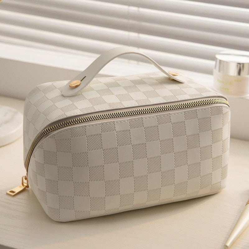 Velora Chic Cosmetic Bag – Elegant Travel Organizer for Effortless Beauty on the Go - All Around Casa