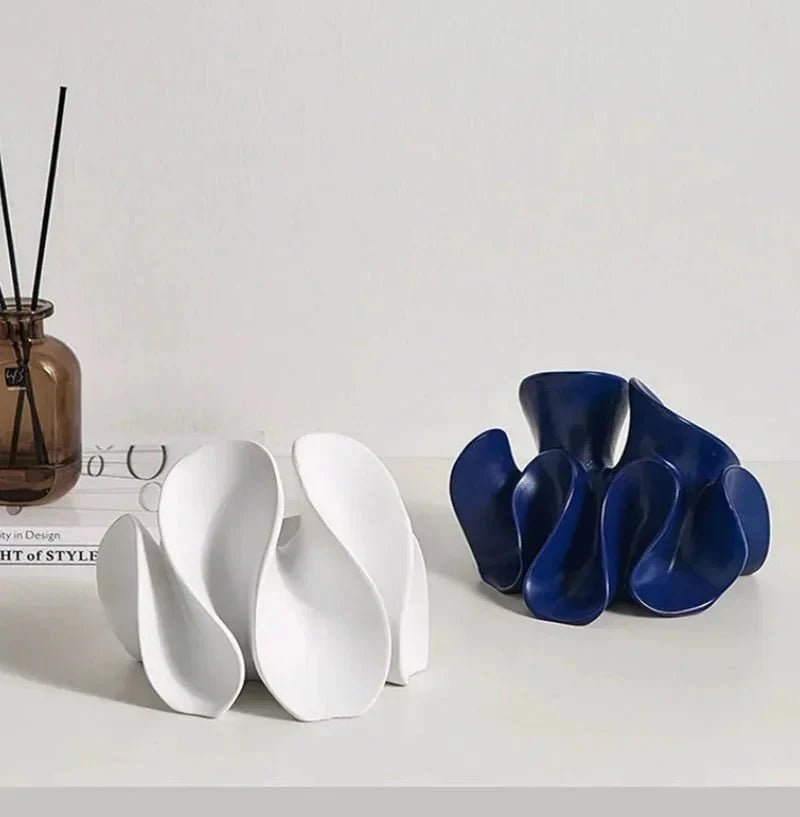 WaveBloom – Elegant Resin Art Sculpture for a Modern Minimalist Interior - All Around Casa
