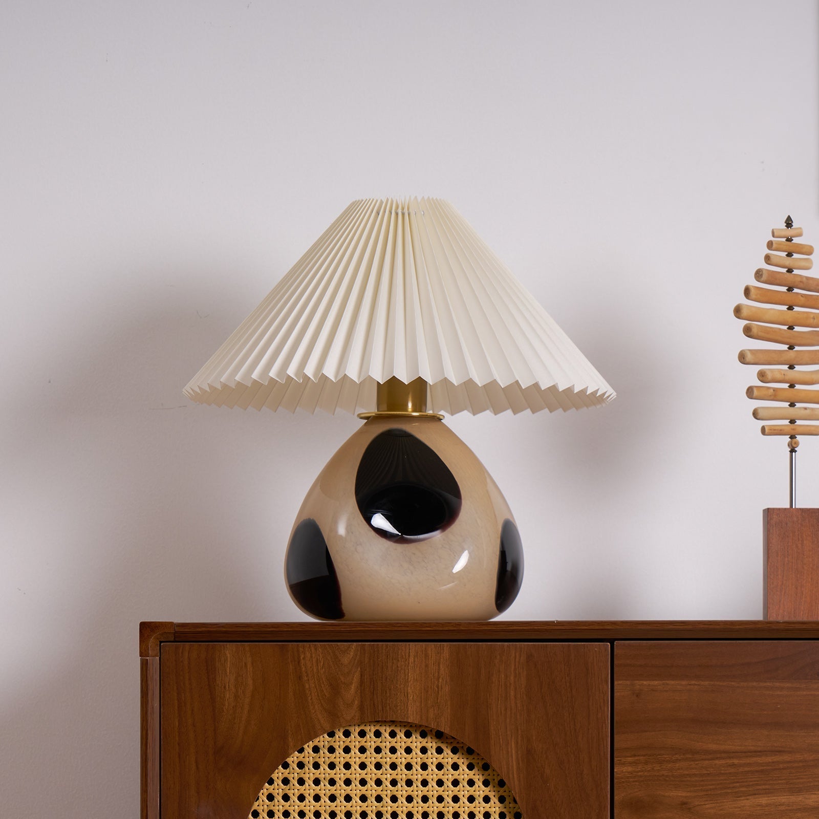 All Around Casa – Pleated Cavolo Table Lamp - All Around Casa