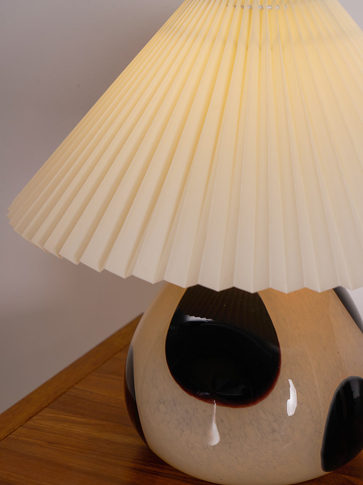 All Around Casa – Pleated Cavolo Table Lamp - All Around Casa