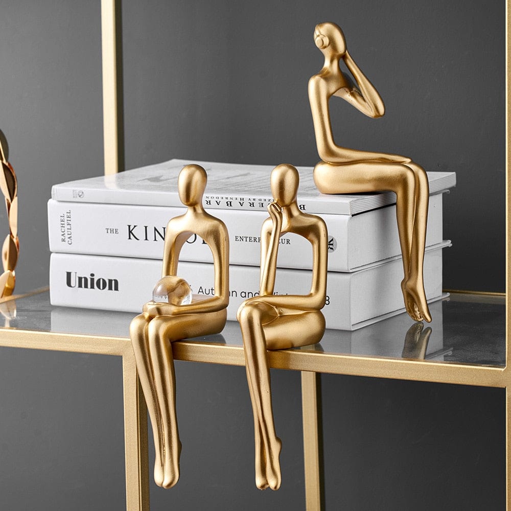 AuroraGaze Elegant Gold Resin Sculpture for a Sophisticated Interior - All Around Casa